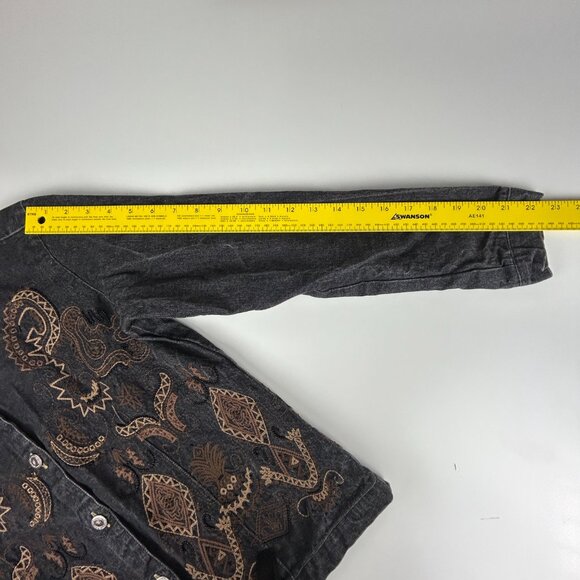 Chico's Black Denim Jacket XS 0 Embroidered Beaded Cropped Boho Western Vintage - Picture 13 of 16